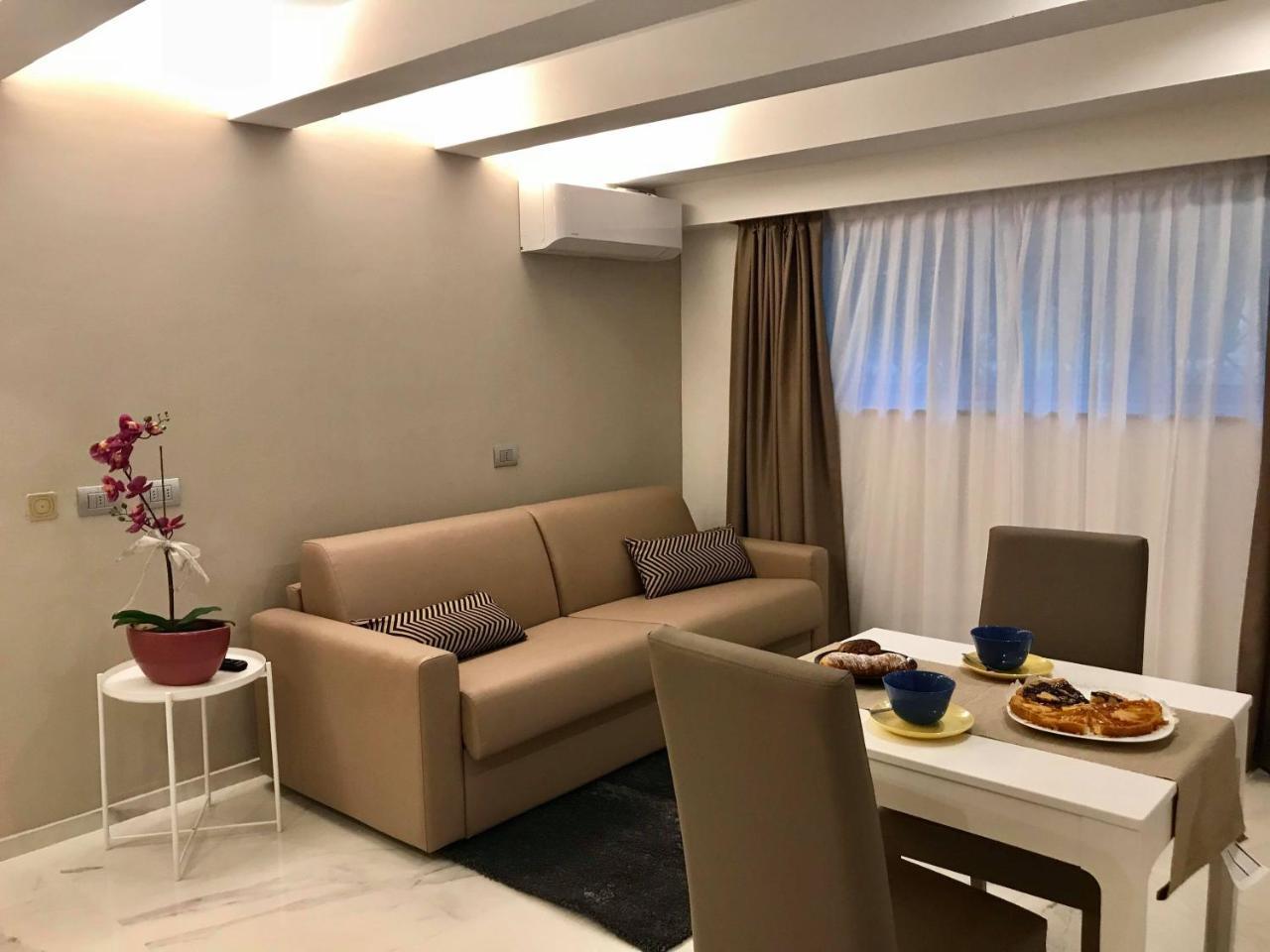 Marina Centro Suite Rimini Dış mekan fotoğraf